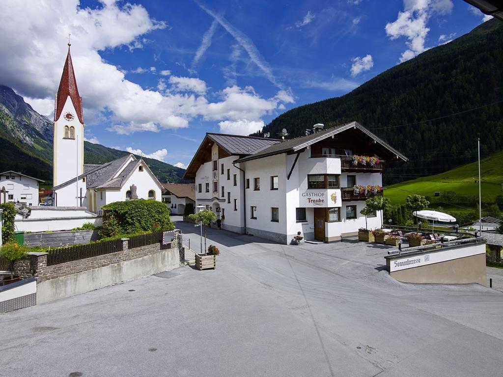 Hotel Traube Pettneu am Arlberg Kültér fotó