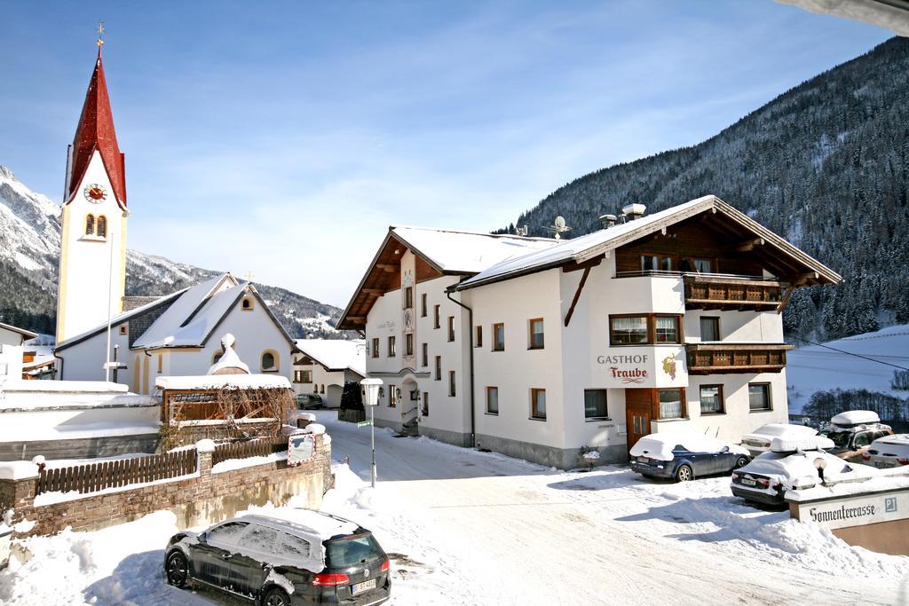 Hotel Traube Pettneu am Arlberg Kültér fotó